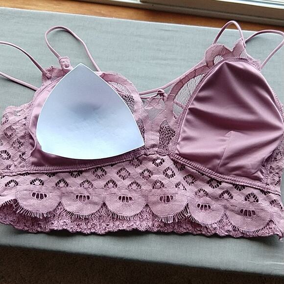 2X Burgundy Lace Bralette with Bra Pads Zenana double adjustable straps smocked - Picture 10 of 15